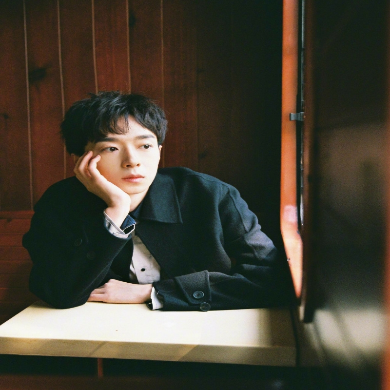 苑子文:静守冬天,春天即将到来